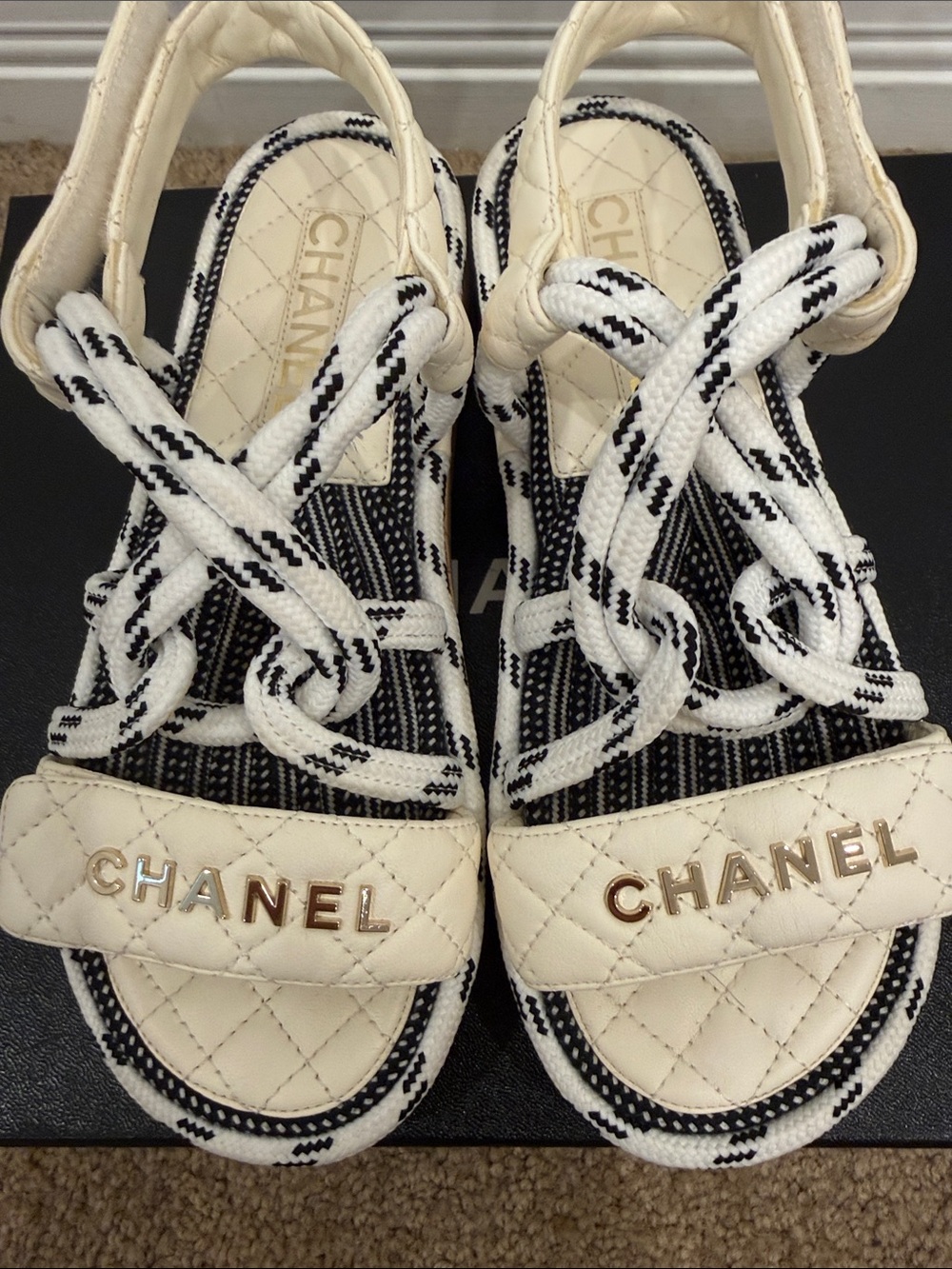 CHANEL Cruise Quilted Rope Sandals White Navy Cork Leather 37 Worn Once Full Set - Picture 4 of 10